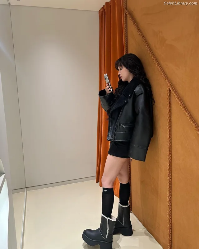 Soyeon  (G)I-IDLE photo 8 of 822