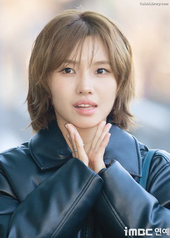 Soyeon  (G)I-IDLE photo 5 of 822