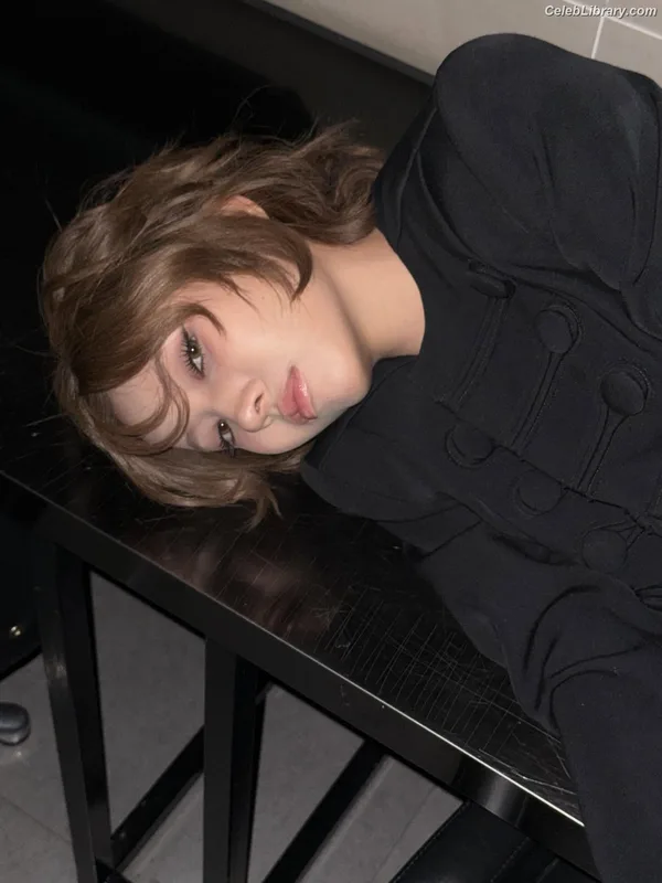Soyeon  (G)I-IDLE photo 19 of 822