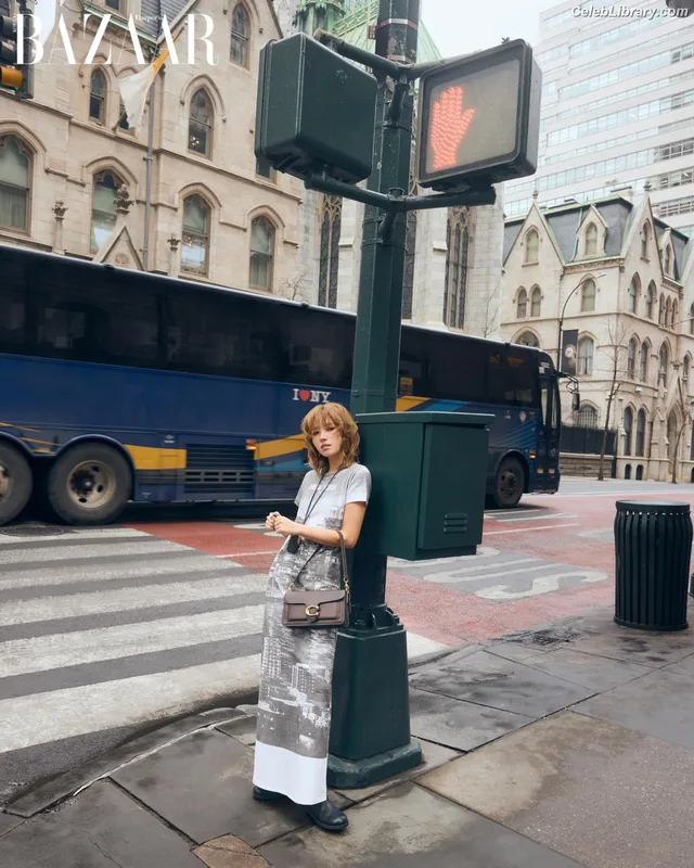 Soyeon  (G)I-IDLE photo 4 of 822