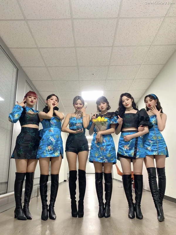 Soyeon  (G)I-IDLE photo 11 of 822