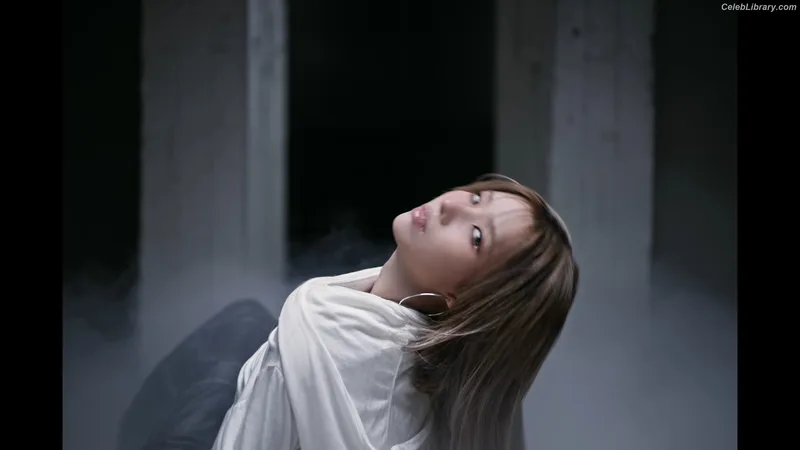 Soyeon  (G)I-IDLE photo 1 of 822