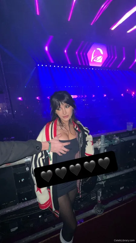 Sssniperwolf photo 16 of 1674