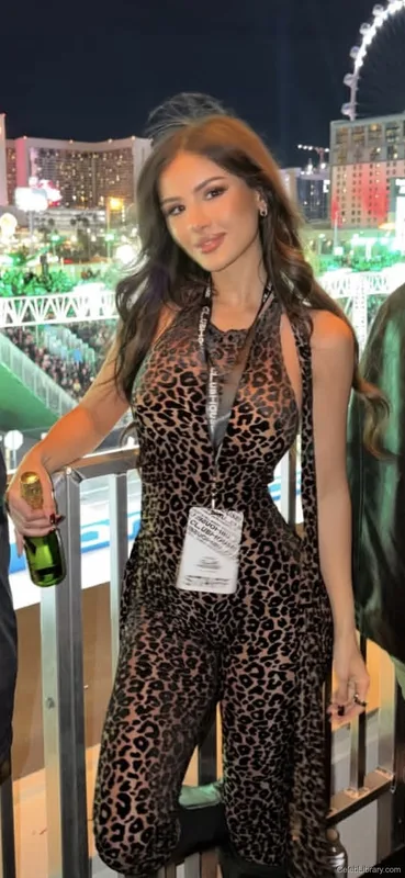 Sssniperwolf photo 17 of 1674
