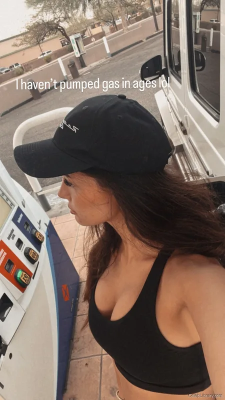 Sssniperwolf photo 18 of 1674