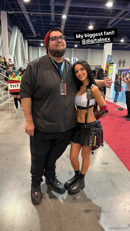 Sssniperwolf photo 11 of 1674