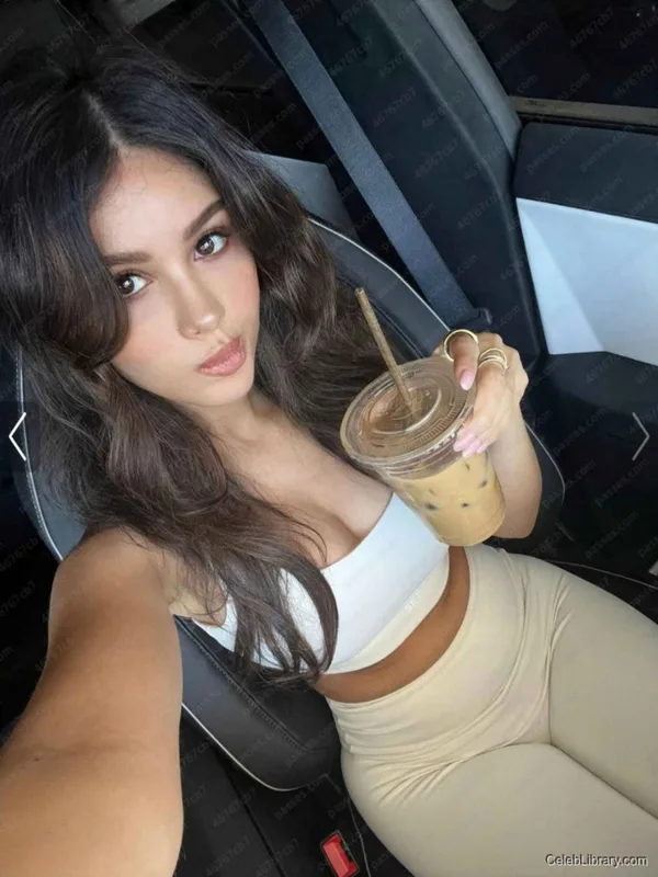 Sssniperwolf photo 15 of 1674