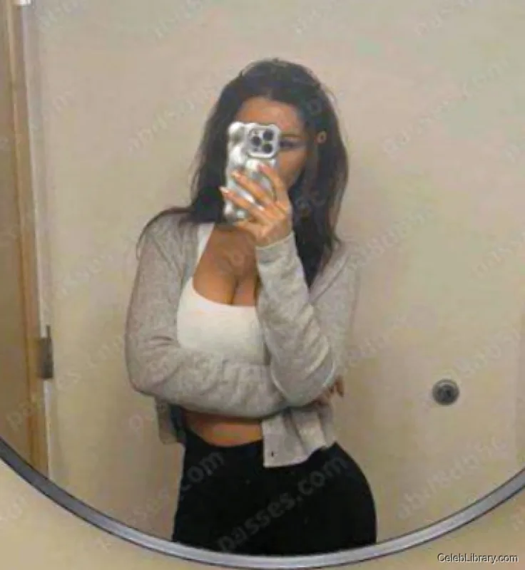 Sssniperwolf photo 24 of 1674