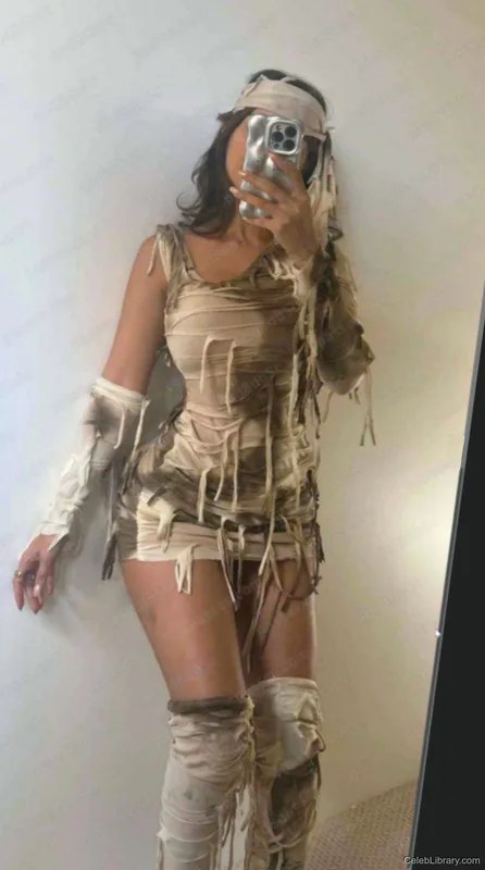 Sssniperwolf photo 4 of 1674