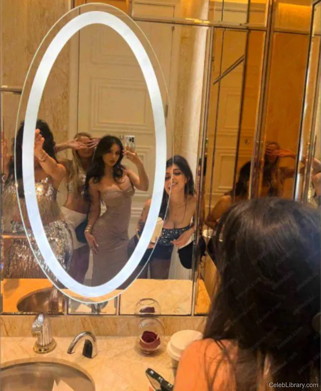 Sssniperwolf photo 13 of 1674
