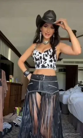 Sssniperwolf photo 8 of 1674