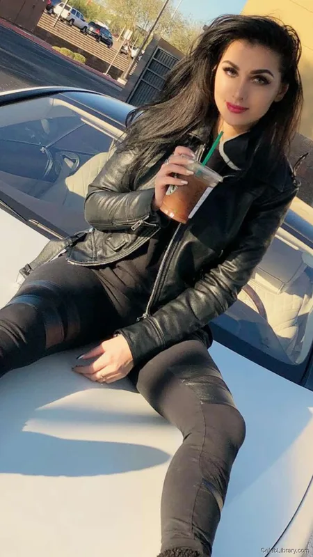 Sssniperwolf photo 14 of 1674