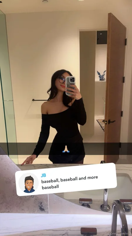 Sssniperwolf photo 17 of 1674
