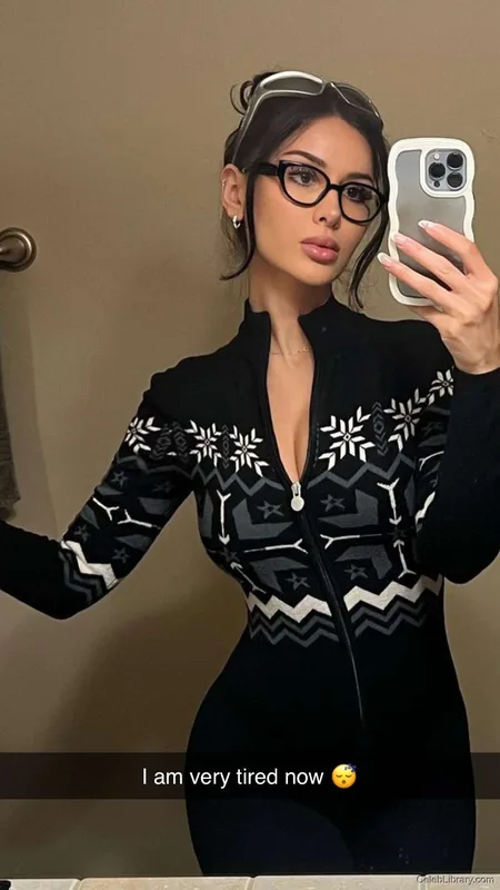 Sssniperwolf photo 4 of 1674