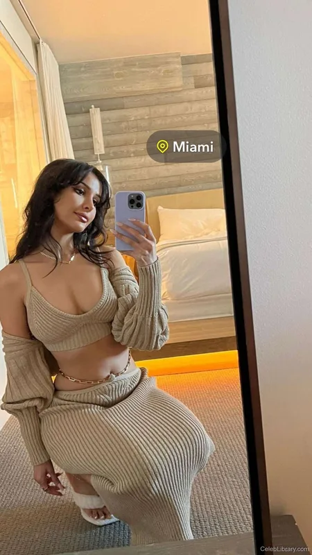 Sssniperwolf photo 13 of 1674