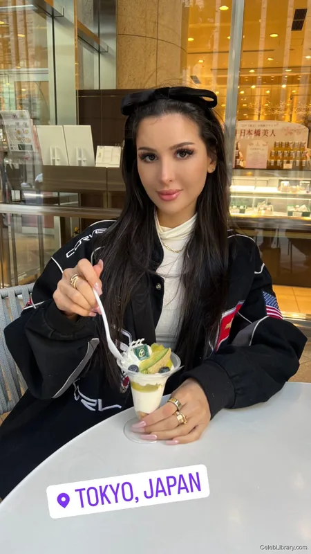 Sssniperwolf photo 21 of 1674