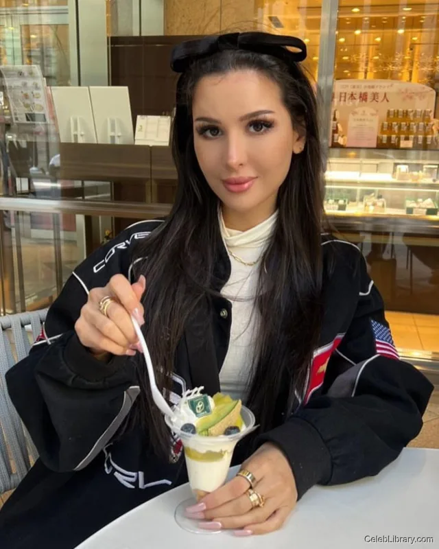 Sssniperwolf photo 22 of 1674
