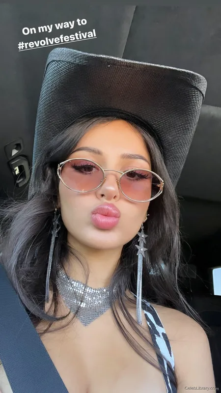 Sssniperwolf photo 5 of 1674