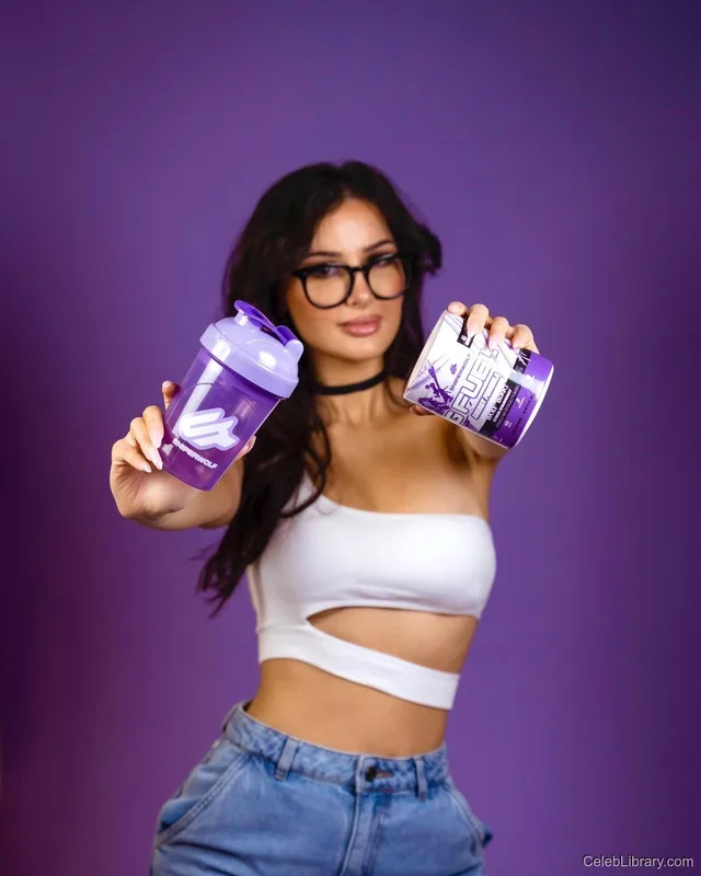 Sssniperwolf photo 21 of 1674