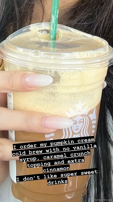Sssniperwolf photo 5 of 1674