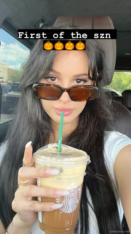 Sssniperwolf photo 6 of 1674
