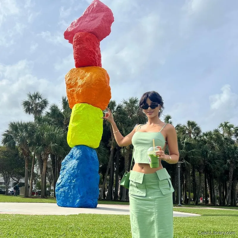 Sssniperwolf photo 11 of 1674