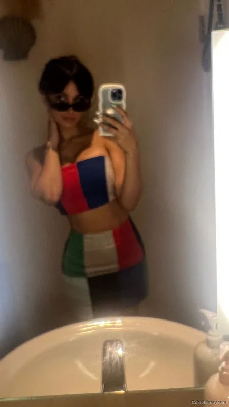 Sssniperwolf photo 14 of 1674