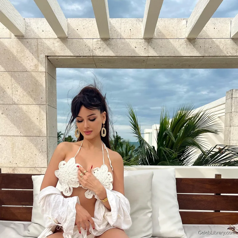 Sssniperwolf photo 3 of 1674