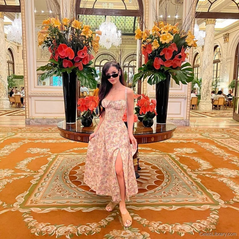 Sssniperwolf photo 13 of 1674