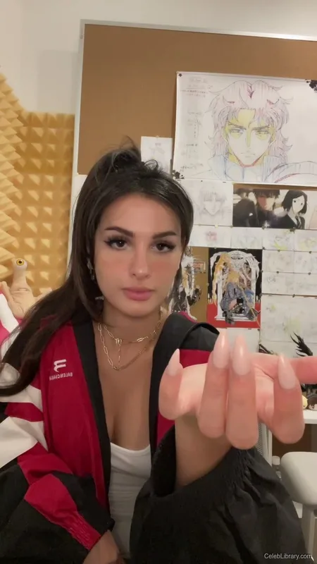 Sssniperwolf photo 2 of 1674