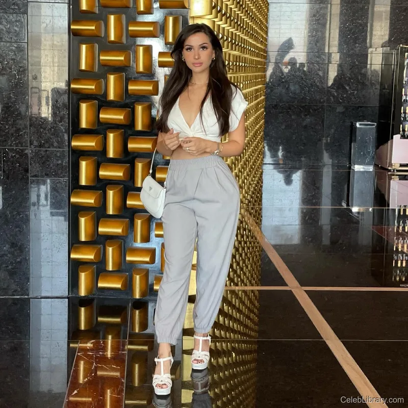 Sssniperwolf photo 20 of 1674