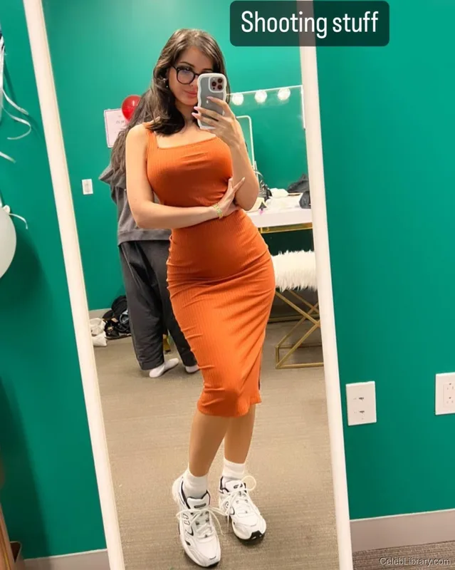 Sssniperwolf photo 17 of 1674