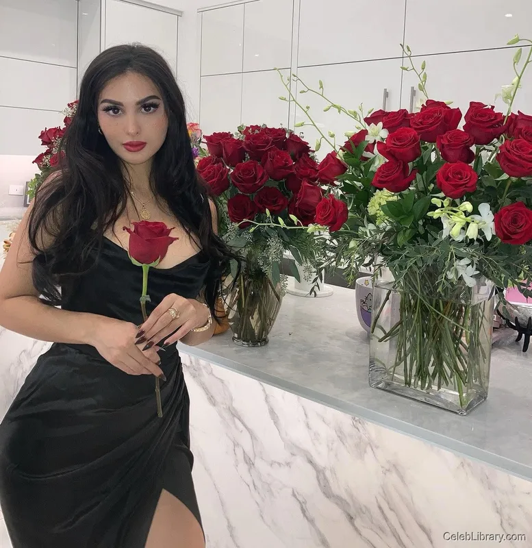 Sssniperwolf photo 16 of 1674