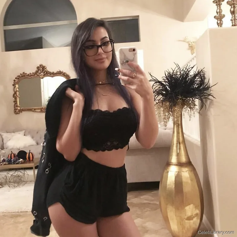 Sssniperwolf photo 20 of 1674