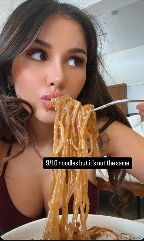 Sssniperwolf photo 6 of 1674