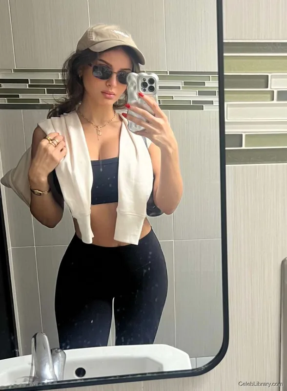 Sssniperwolf photo 3 of 1674