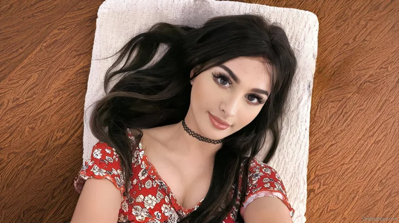 Sssniperwolf photo 18 of 1674