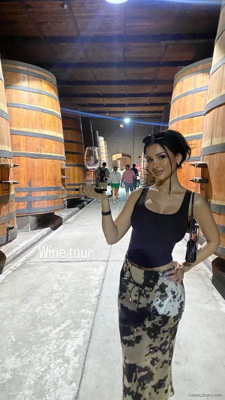 Sssniperwolf photo 10 of 1674