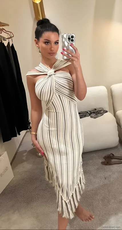 Sssniperwolf photo 18 of 1674