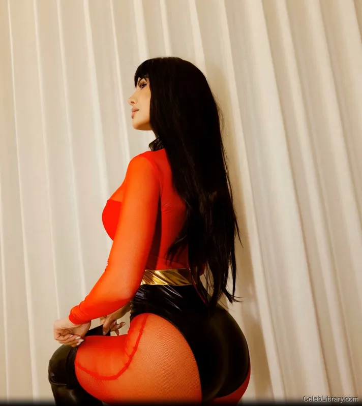 Sssniperwolf photo 19 of 1674
