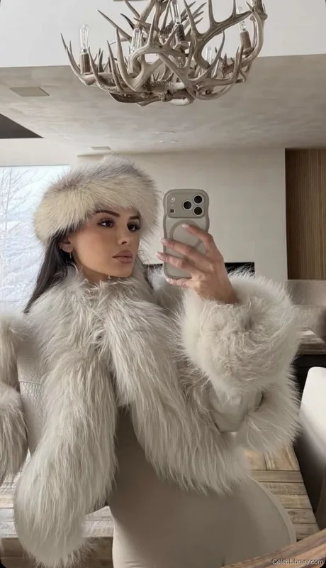Sssniperwolf photo 24 of 1674