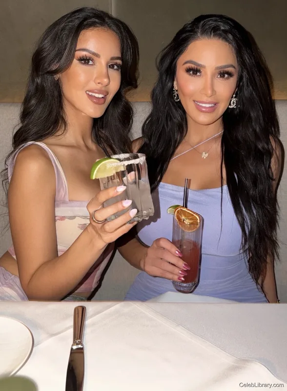 Sssniperwolf photo 2 of 1674