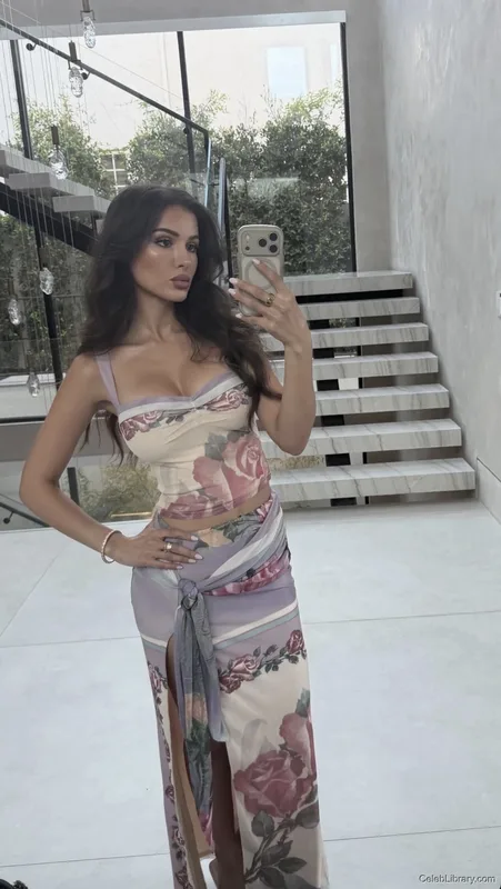 Sssniperwolf photo 18 of 1674