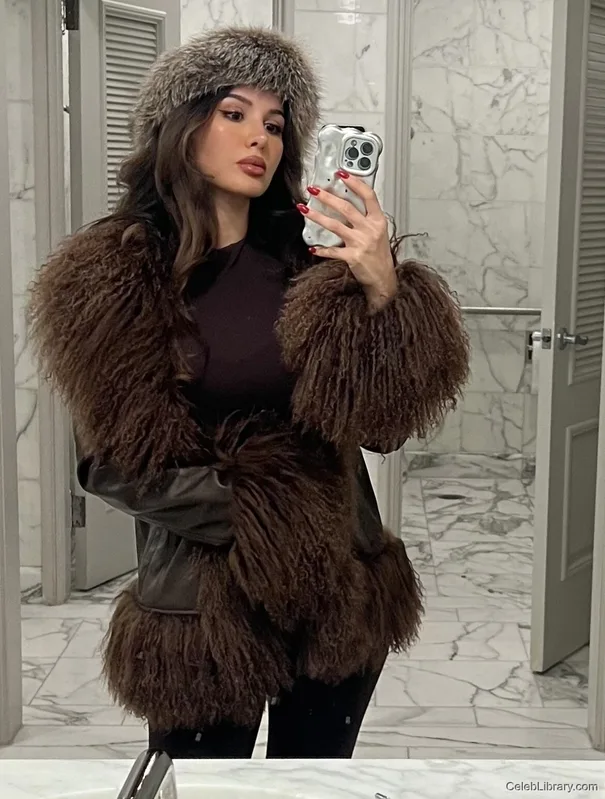 Sssniperwolf photo 14 of 1674