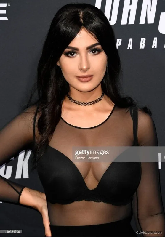 Sssniperwolf photo 14 of 1674