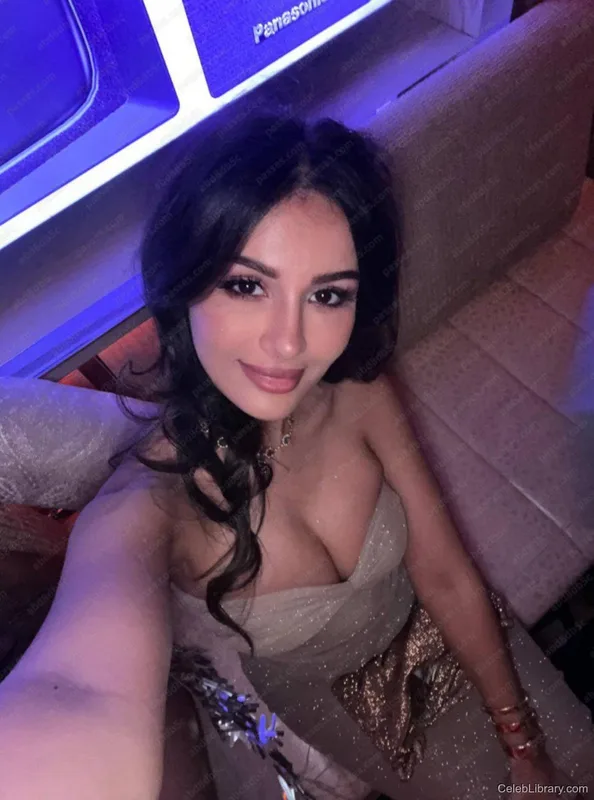 Sssniperwolf photo 18 of 1674