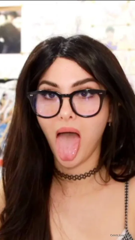Sssniperwolf photo 1 of 1674