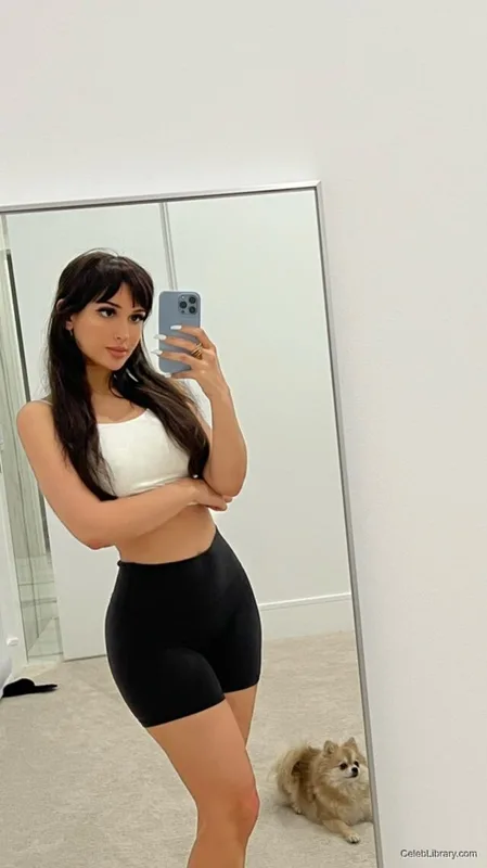 Sssniperwolf photo 2 of 1674
