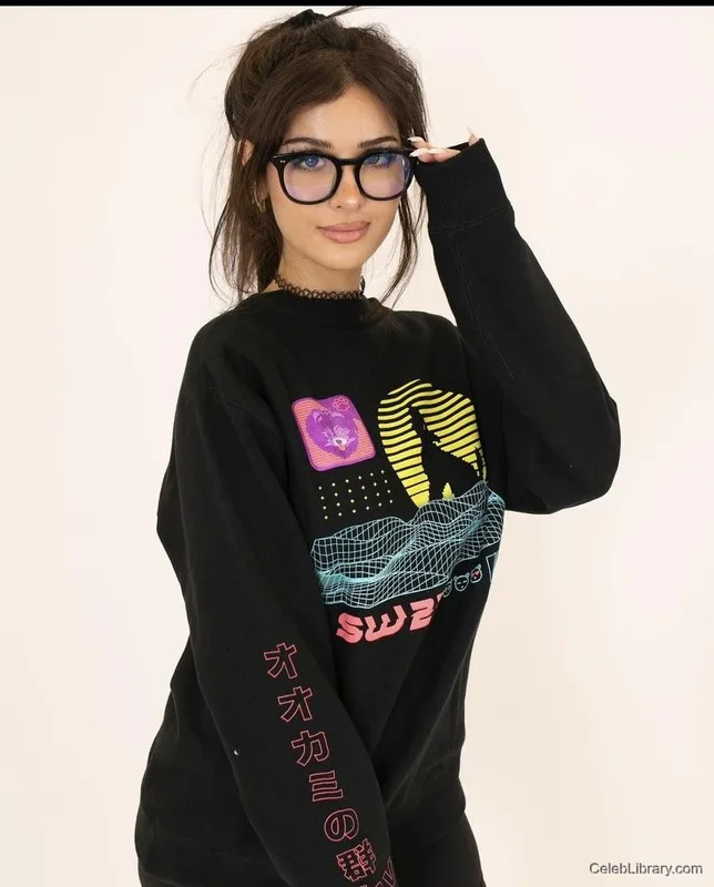 Sssniperwolf photo 21 of 1674