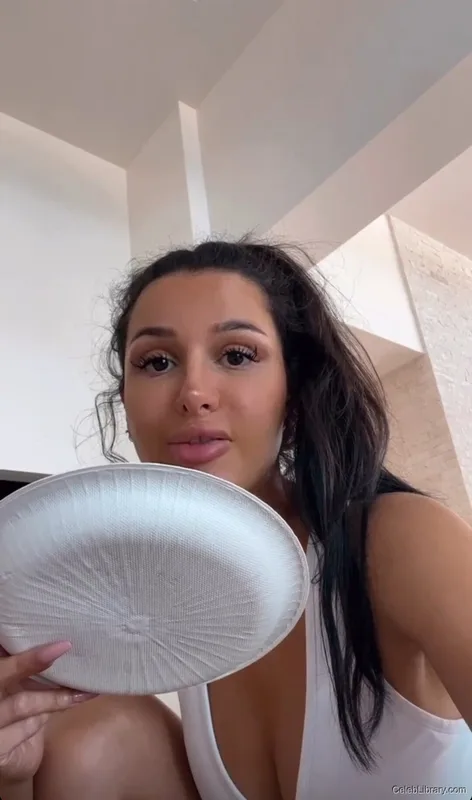 Sssniperwolf photo 20 of 1674